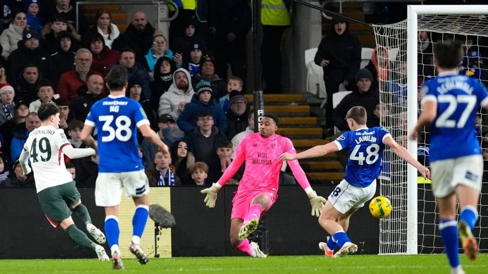Chelsea Taklukkan Cardiff City 3-1, Lolos ke Semifinal EFL Cup