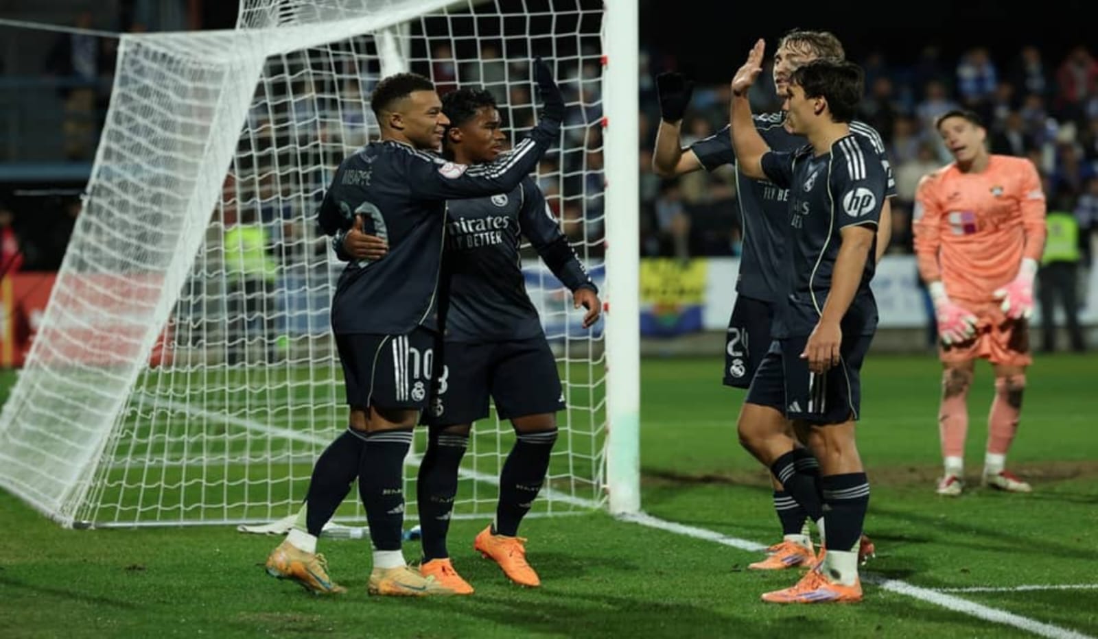Real Madrid Susah Payah Kalahkan CF Talavera 3-2 di Copa del Rey