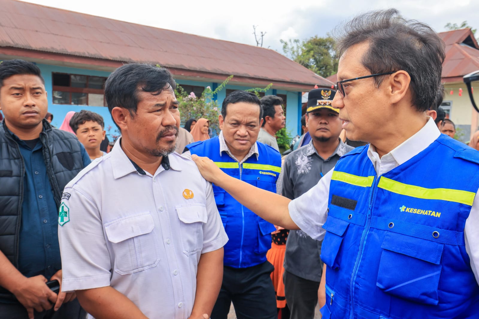 Menkes Budi Tekankan Pentingnya Layanan Kesehatan Dekat Rumah untuk Korban Bencana
