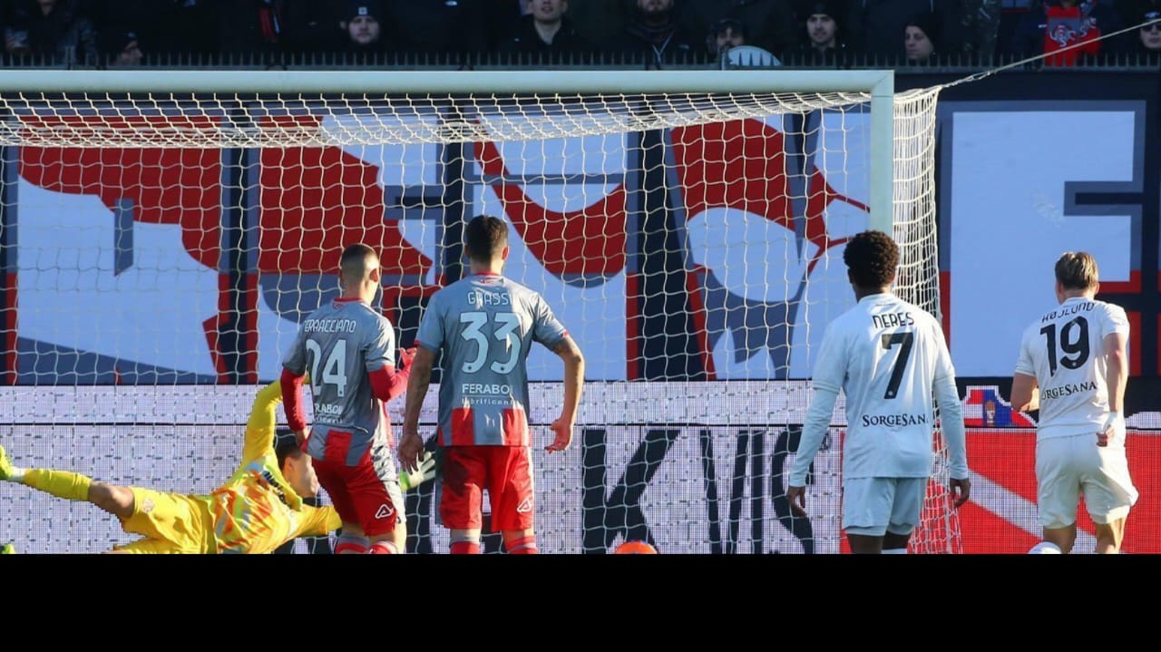 Cremonese Takluk 0-2 dari Napoli, Emil Audero Kebobolan Dua Gol Hojlund