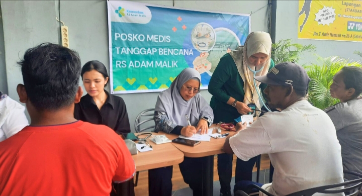 RS Adam Malik Kirim Tim Medis, Bantu Penanganan Korban Banjir di Sumut dan Aceh