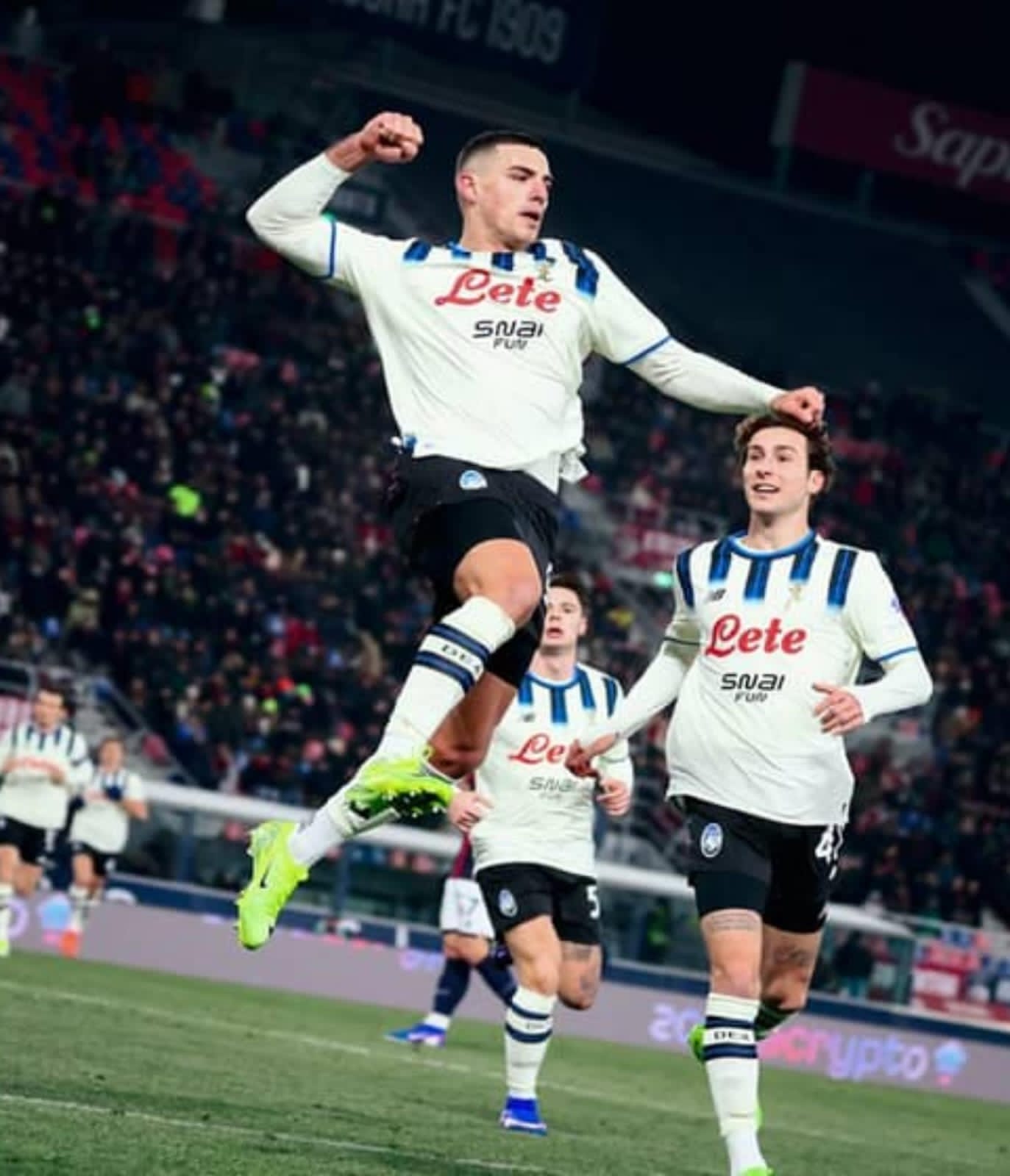 Atalanta Curi Tiga Poin di Markas Bologna, Krstovic Borong Dua Gol