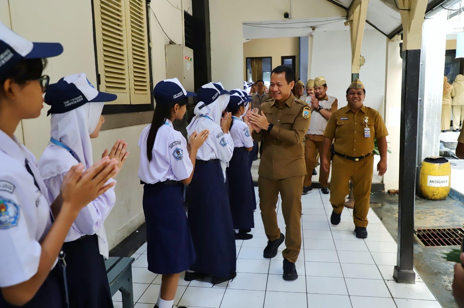 Kudus Selenggarakan Pertukaran Pelajar untuk Perluas Wawasan dan Karakter Siswa