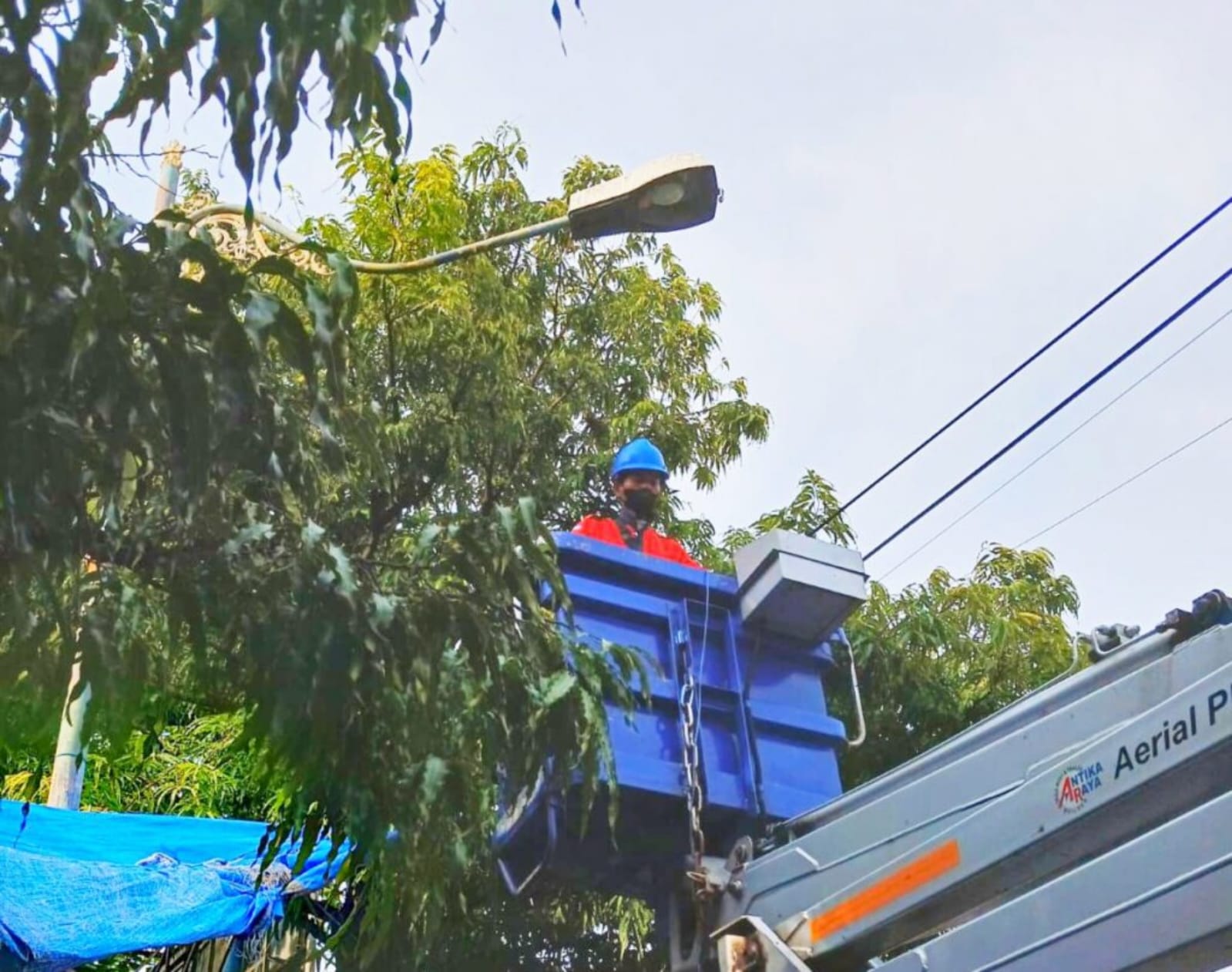 Tingkatkan Keamanan Jalan, Rembang Pasang 528 LPJU Selama 2025