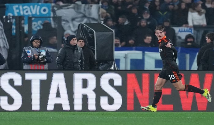 Como Permalukan Lazio 3-0 di Olimpico, Fabregas Ungguli Sarri dan Tembus Enam Besar
