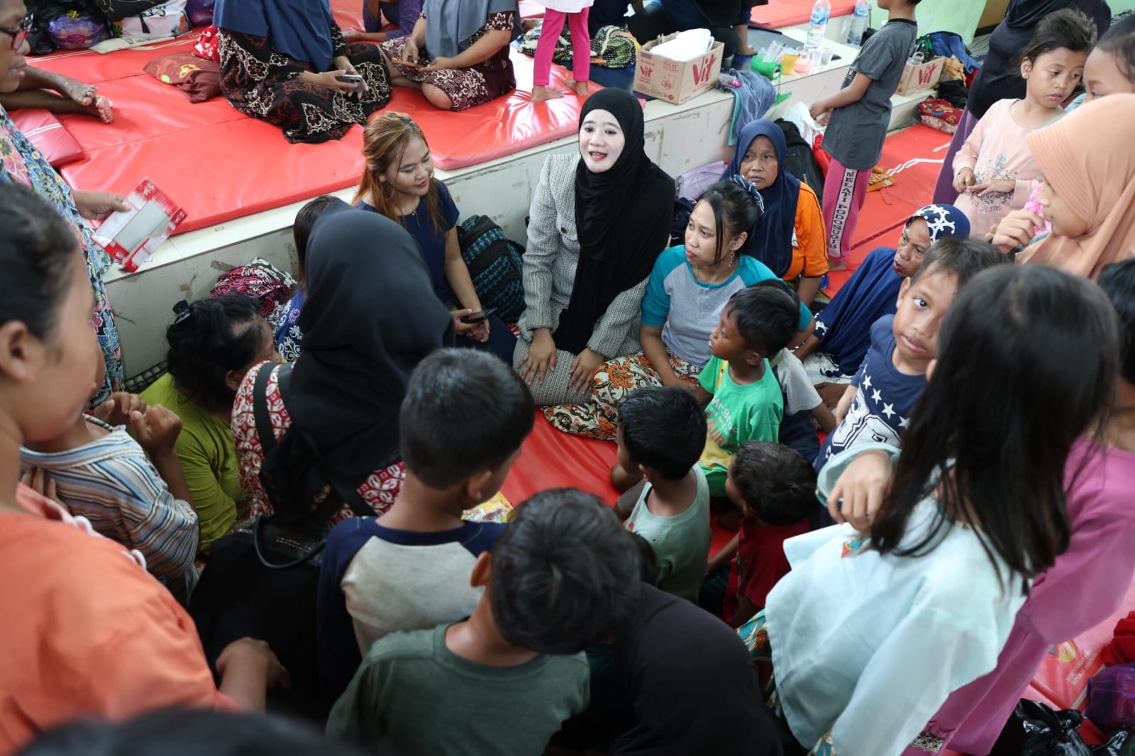 Bunda PAUD Jateng Dampingi Anak-Anak Pekalongan yang Terdampak Banjir Lewat Trauma Healing