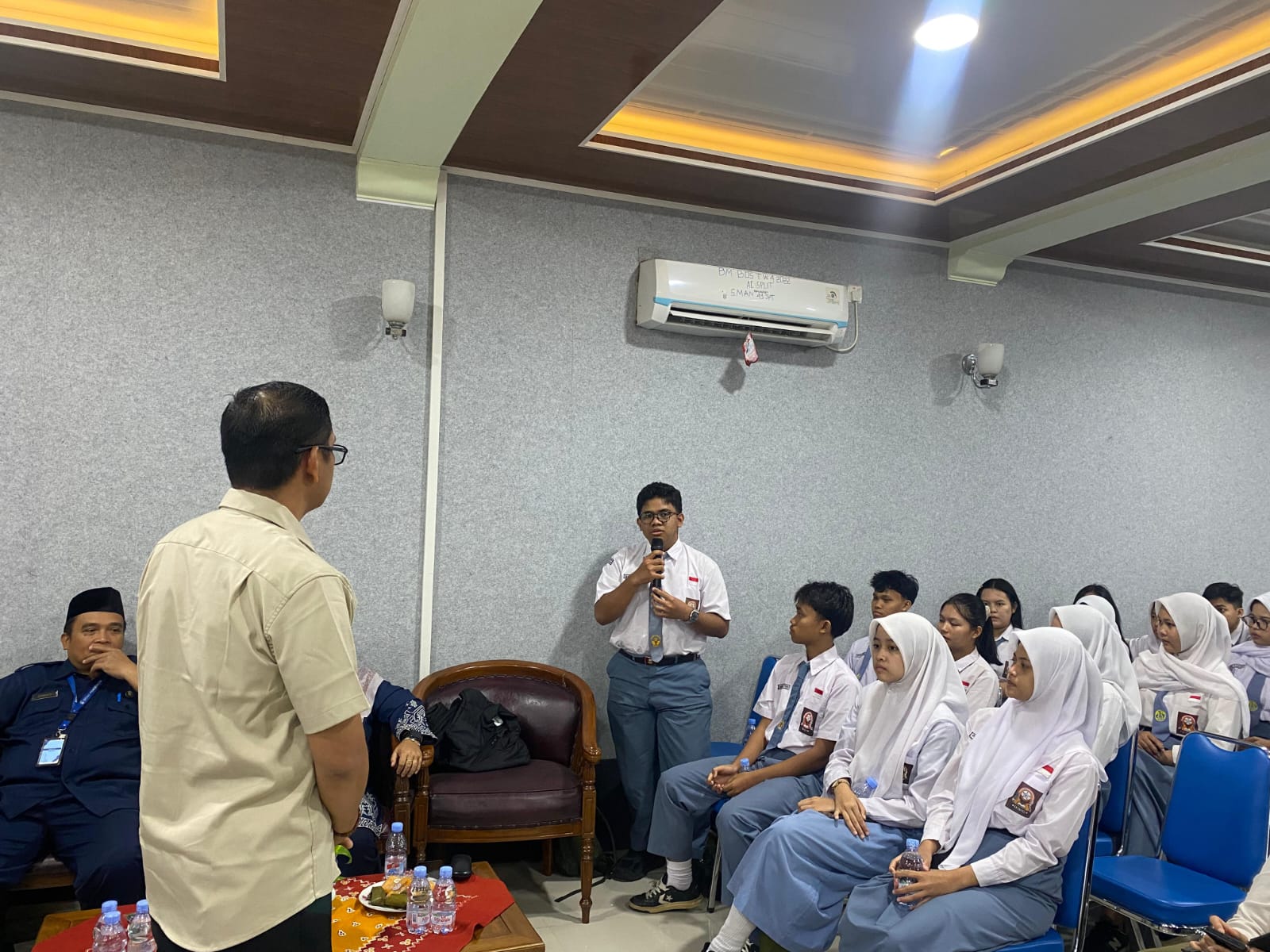 Vaksin Parenting Ideologi untuk Siswa SMAN 49 Jakarta Digelar Densus 88 AT Polri