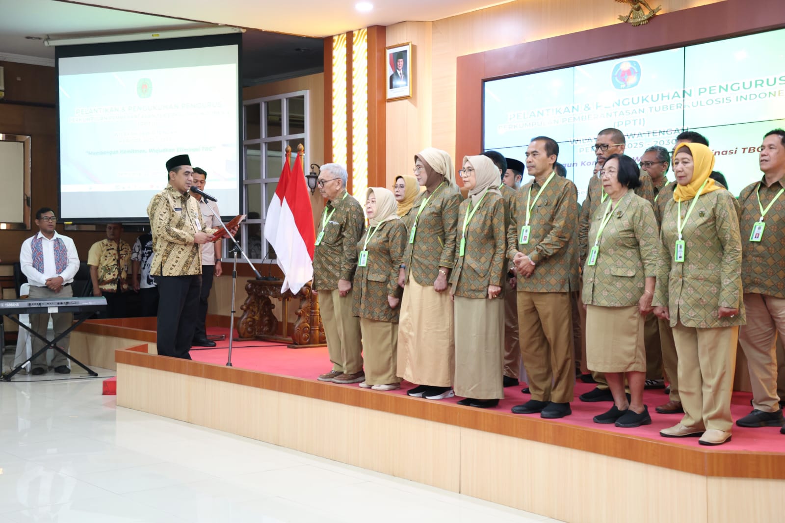 Wagub Jateng Minta Penanganan TBC Rampung pada 2030 saat Pelantikan Pengurus PPTI