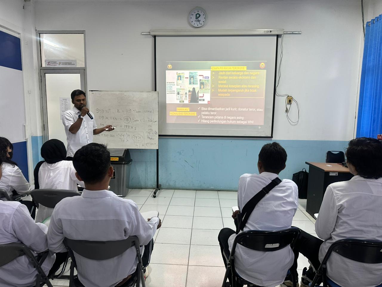 Densus 88-KP2MI Gelar Sosialisasi Kebangsaan bagi Calon PMI di Jakarta Timur