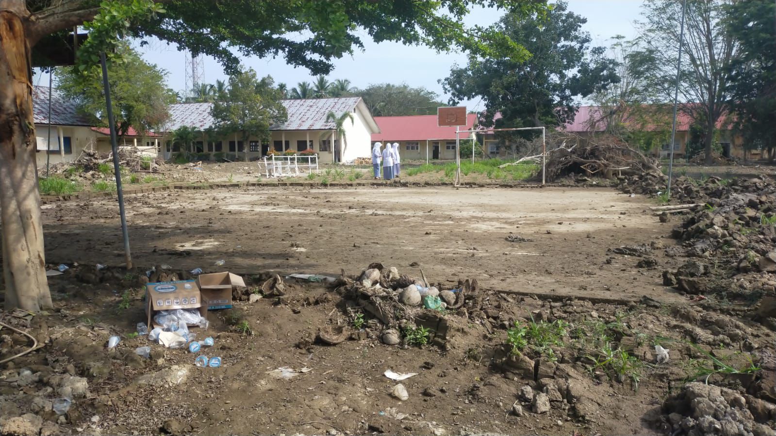 Pemulihan Pascabanjir, SMA di Bireun Mulai Gelar Gotong Royong dan Pembelajaran Paralel