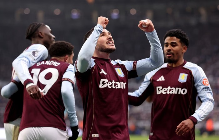 Aston Villa Akhiri Kutukan 21 Tahun di Kandang Newcastle