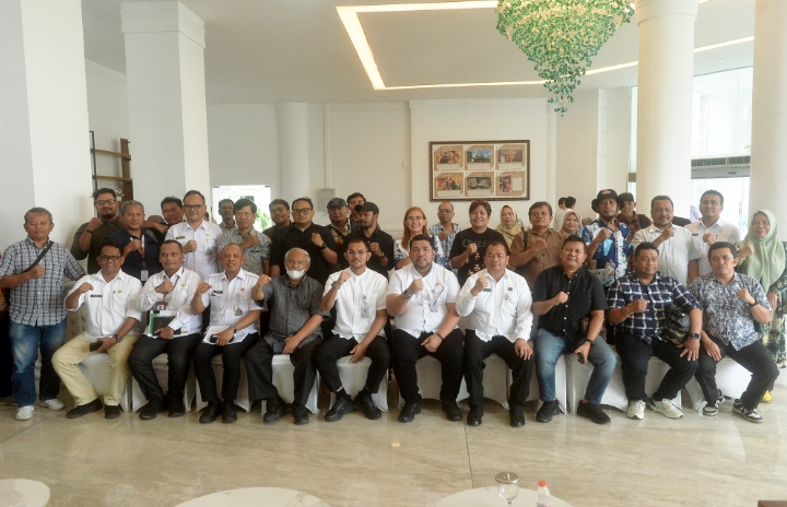 Gubernur Bobby Nasution Fokus Perbaikan 44,9 Km Jalan Provinsi Sumut di 2025