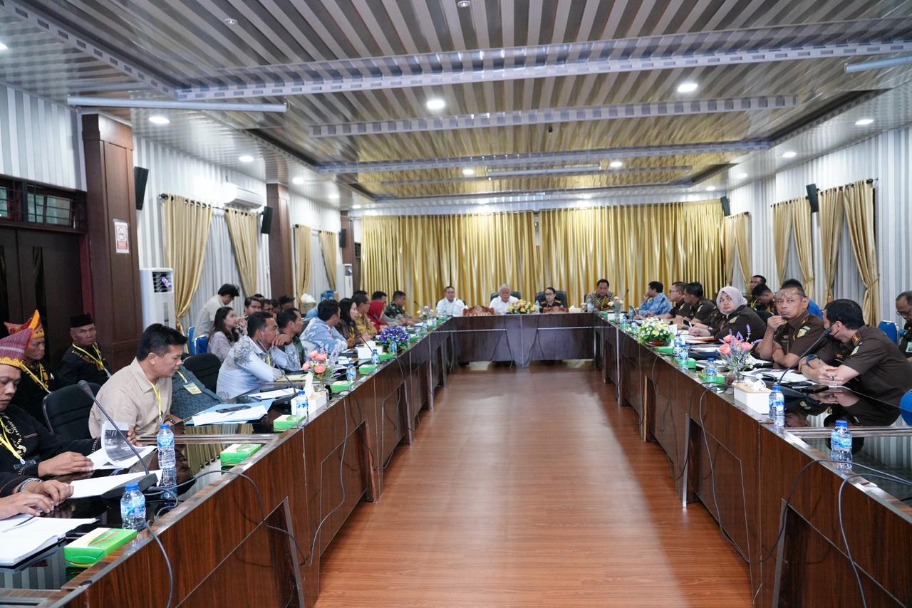 Kajati Sumut Gelar Rapat Koordinasi dengan Masyarakat Adat Pakpak Barat Terkait Rencana Pembangunan PLTA 45 MW