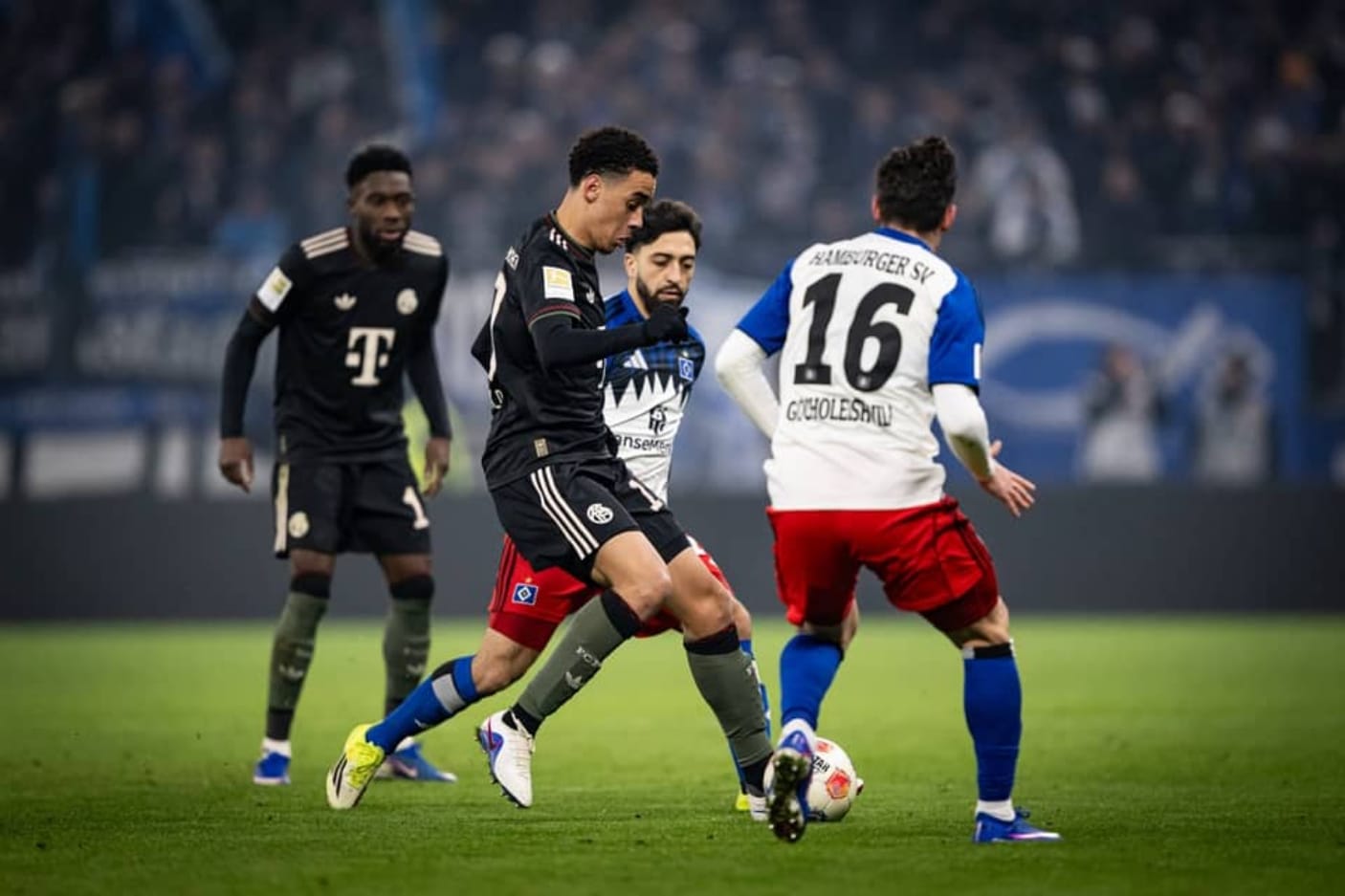 Bayern Munich Tertahan Hamburg 2-2, Rekor Kemenangan Beruntun Terhenti