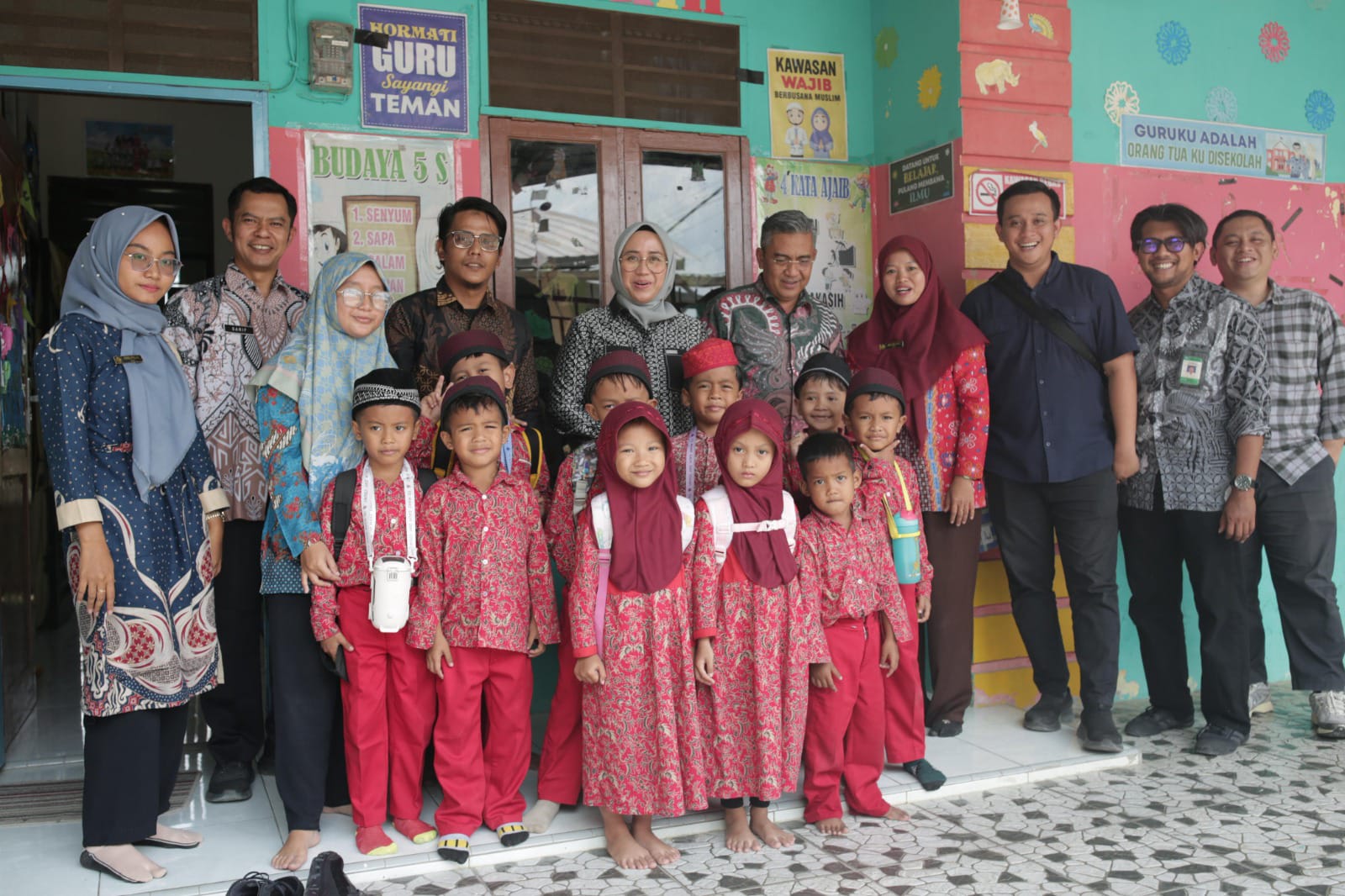Bantu Pulihkan Psikososial Murid PAUD Pascabanjir, Kemendikdasmen Turun Langsung ke Langkat