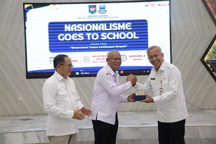 Nasionalisme Goes to School Digelar di Garut, Dorong Generasi Muda Berprestasi dan Nasionalis