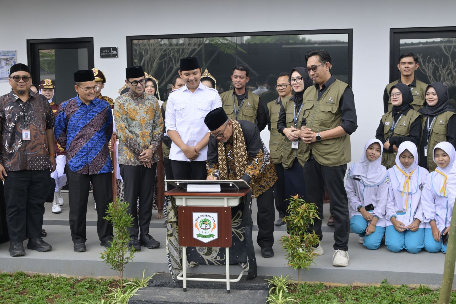 Miliki Ruang Praktik Standar Industri Hasil Revitalisasi, SMK Kesehatan Cianjur Pulih Pascagempa