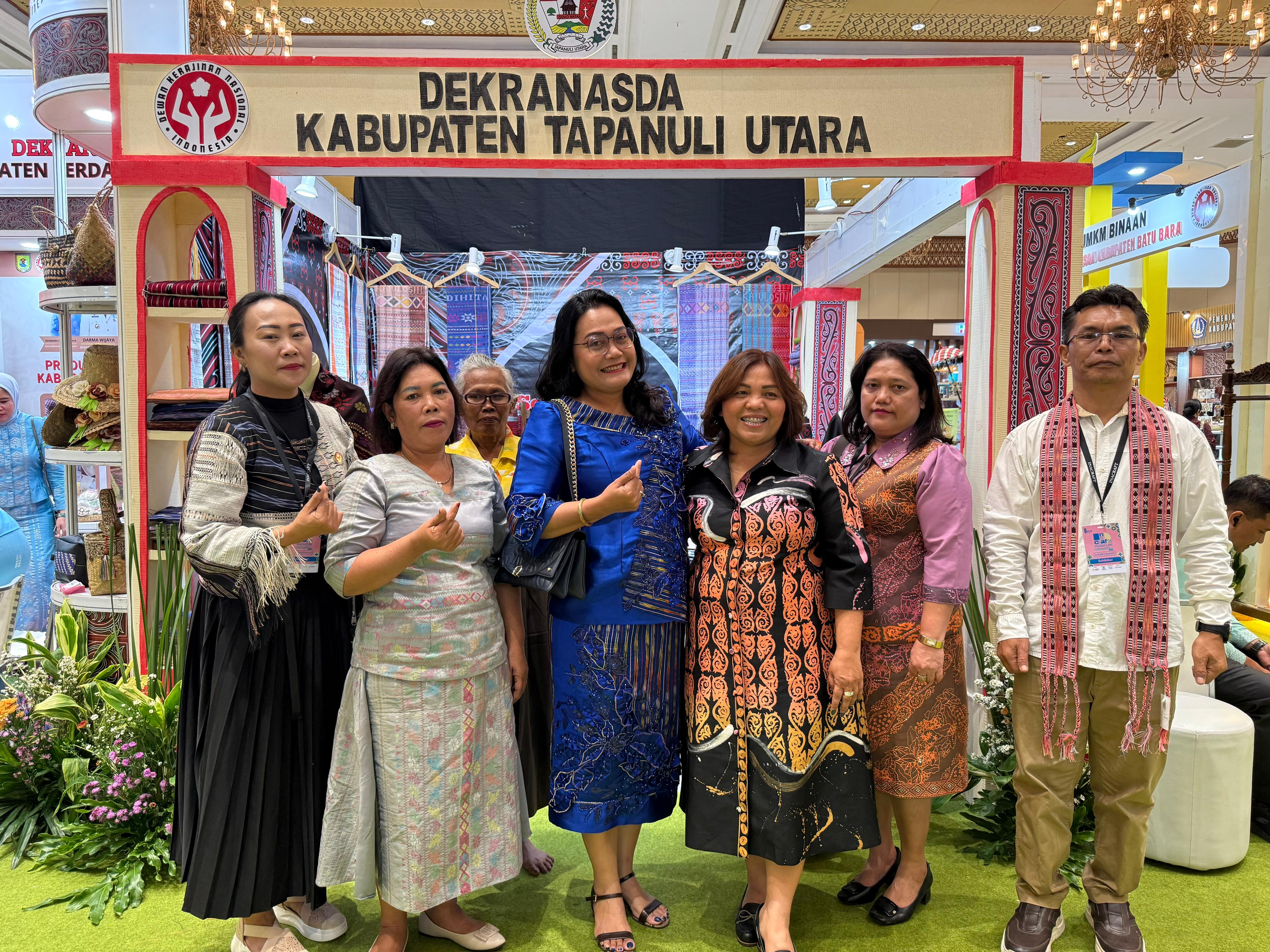 Pemkab Taput Dukung Ekonomi Kreatif dan Pelestarian Budaya melalui Pameran Inacraft 2026 di Jakarta