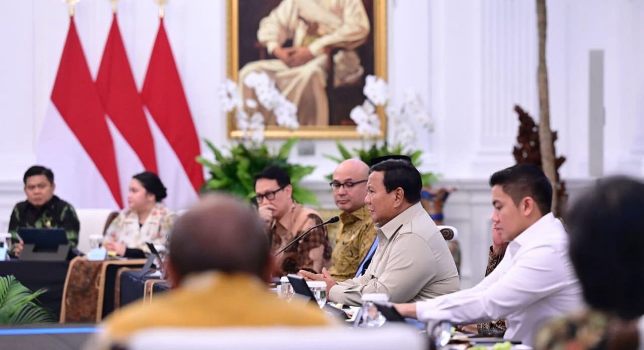 Seskab Teddy Tegaskan Diplomasi Presiden Prabowo Utamakan Kepentingan Nasional dan Hasil Nyata