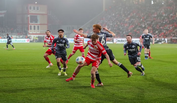 Frankfurt Gagal Menang Lagi, Union Berlin Paksa Hasil Imbang dalam Laga Penuh Drama