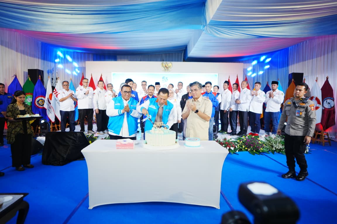 Kapolri Tekankan Sinergi Hadapi Dampak Dinamika Global pada Peringatan HUT KSPSI ke-53