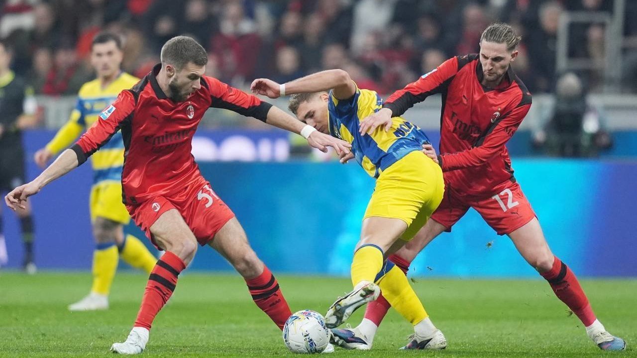 Milan Tumbang Dramatis dari Parma, Gabbia: Malam yang Sangat Menyakitkan