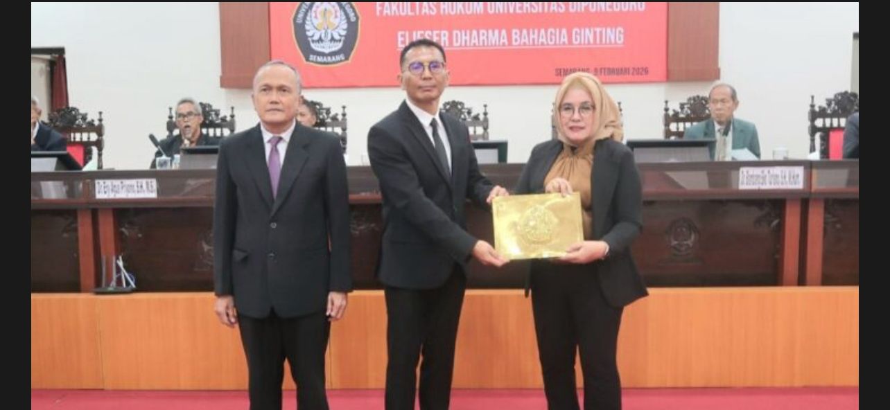 Putra Asal Desa Tiga Juhar Raih Doktor Hukum Cumlaude di Fakultas Hukum Universitas Diponegoro