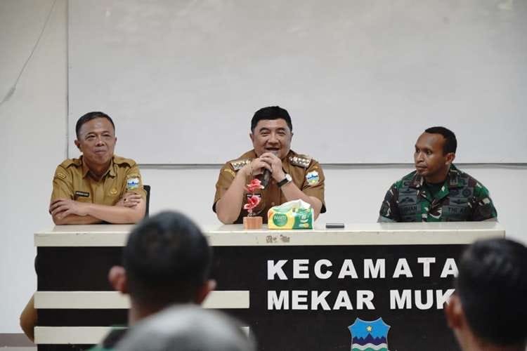 Bupati Abdusy Syakur Amin Targetkan Pertumbuhan Ekonomi Garut Melonjak