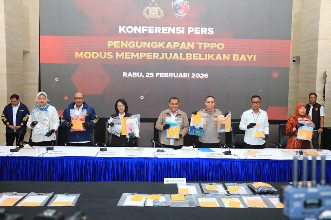 Bareskrim Polri Bongkar Jaringan Nasional Perdagangan Bayi, 12 Tersangka Ditangkap dan 7 Korban Diselamatkan