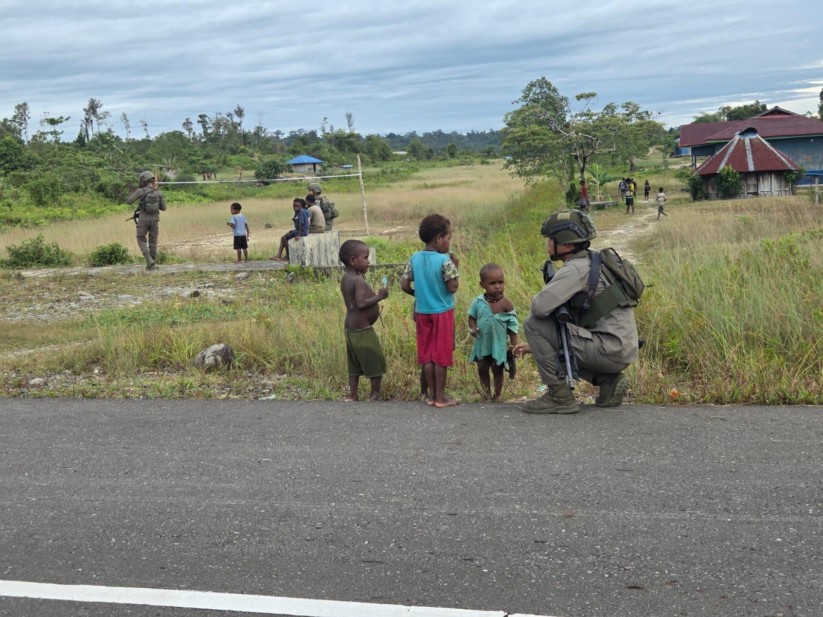 Satgas Ops Damai Cartenz 2026 Gelar Patroli Humanis di Nduga, Perkuat Kepercayaan Masyarakat