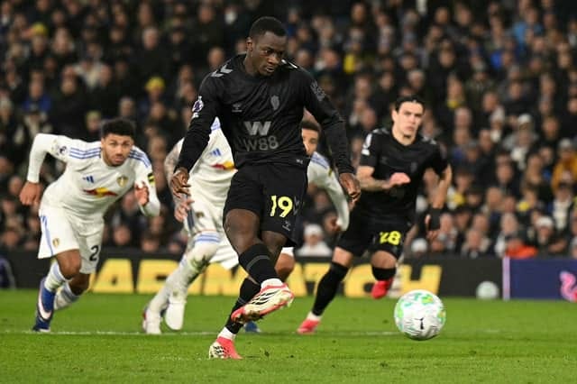 Diarra Cetak Penalti Kontroversial, Sunderland Menang Tipis atas Leeds United