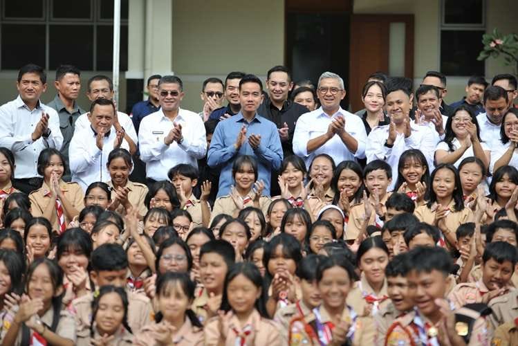 Wapres RI dan Wagub Jabar Kunjungi SMP Santa Yusuf Bandung untuk Dorong Ekskul E-Sport