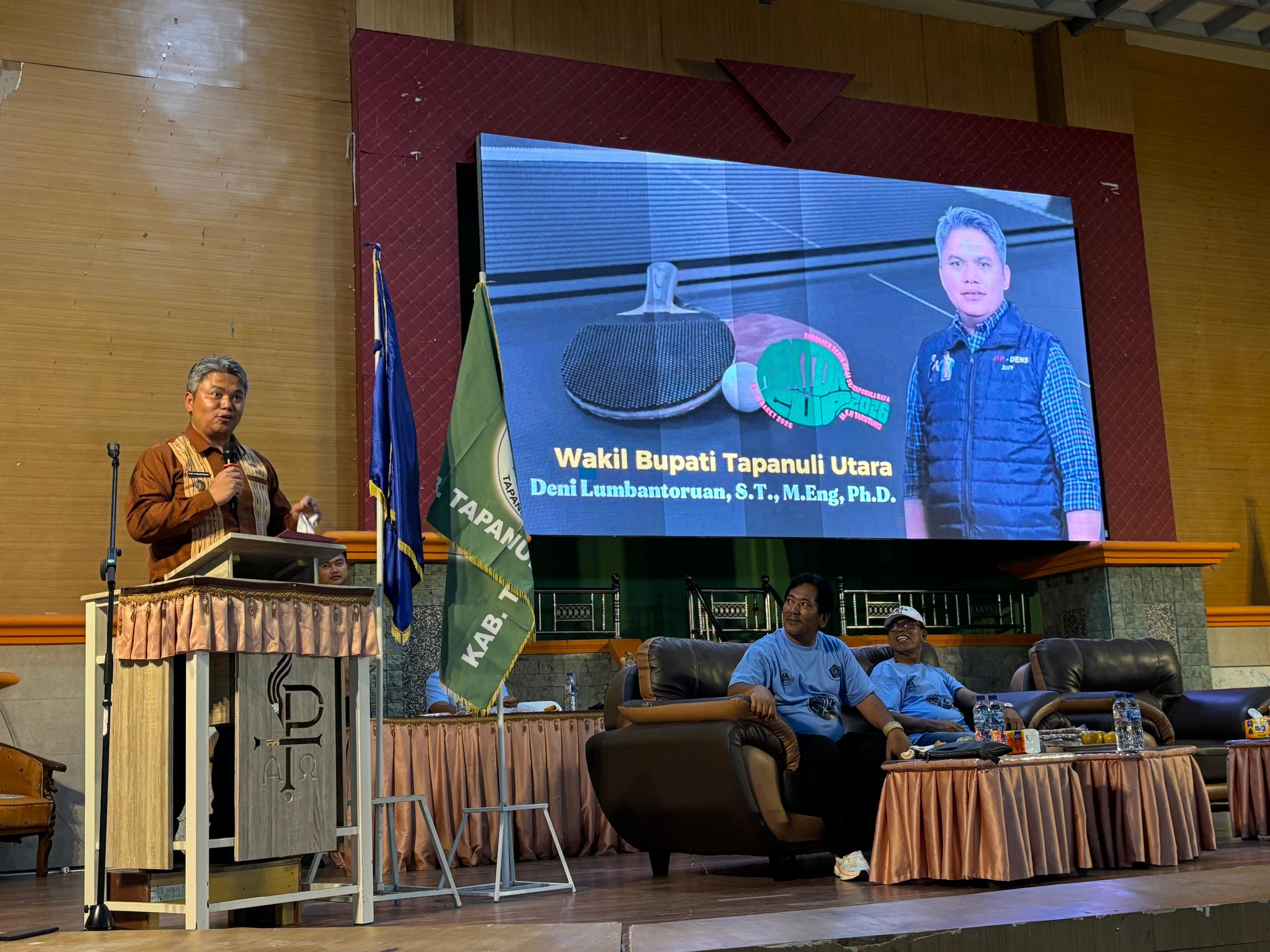 Wabup Taput Buka Turnamen Tenis Meja “Rektor IAKN Tarutung Cup”, Dorong Pembinaan Karakter Generasi Muda