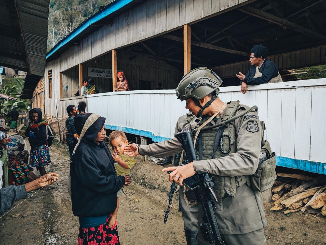 Satgas Damai Cartenz 2026 Perkuat Keamanan Kiwirok Saat Idulfitri