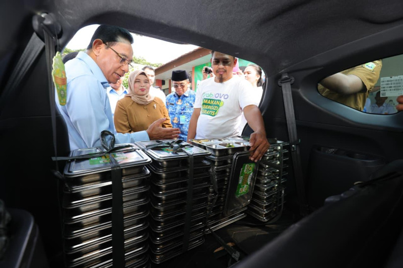 Wamenkes Apresiasi Konsistensi Program Makan Bergizi Gratis Kolaborasi Grab-Ovo