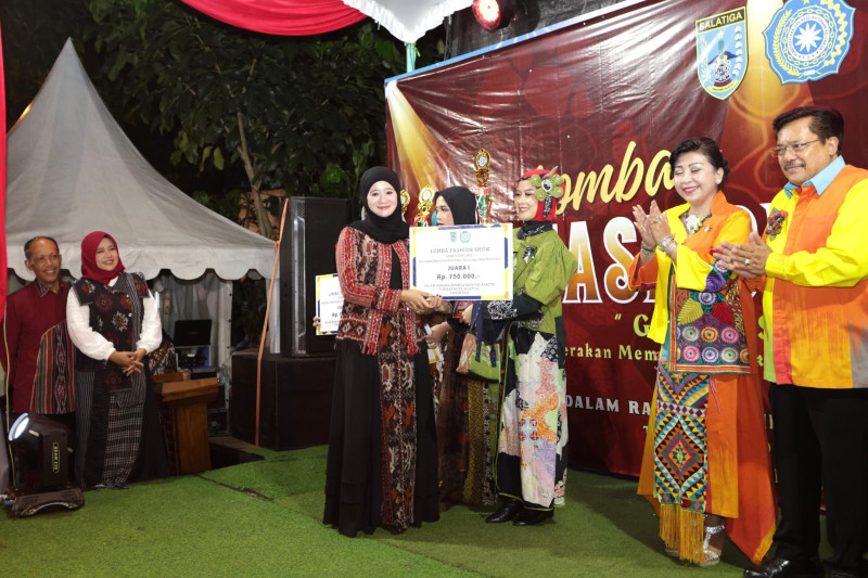 Perkuat Posisi Jateng sebagai Pusat Batik Nasional, Nawal Yasin Ajak Pengrajin Berinovasi