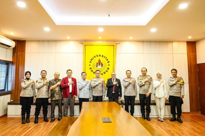 Polri Perkuat Kolaborasi dengan Perguruan Tinggi, Dirikan Pusat Studi Kepolisian di Universitas Borobudur