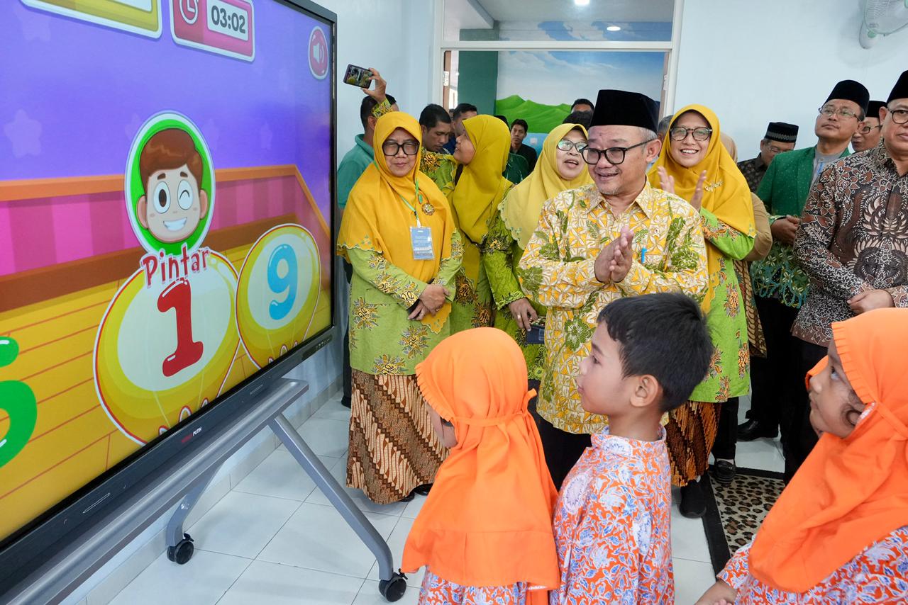 Kemendikdasmen Dorong Pendidikan Berkualitas Lewat Program Wajar 13 Tahun dan Satu Desa Satu TK