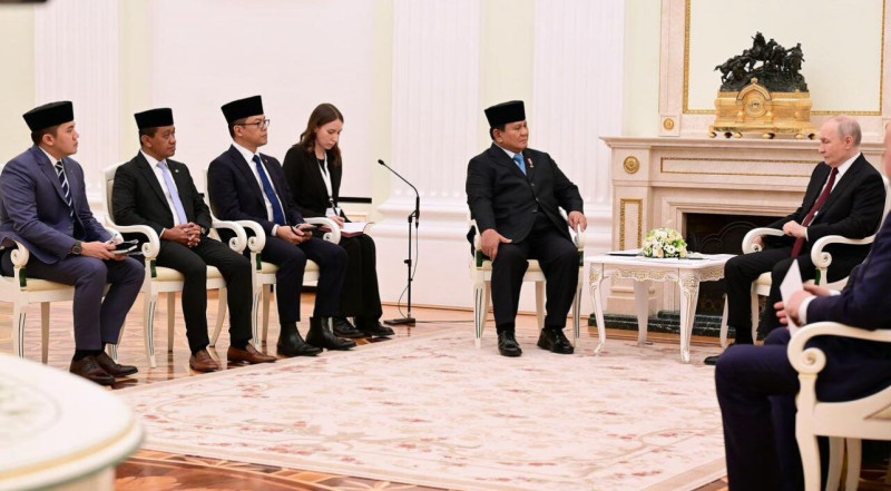 Prabowo Subianto Bertemu Vladimir Putin di Kremlin, Bahas Penguatan Kerja Sama Strategis Indonesia-Rusia