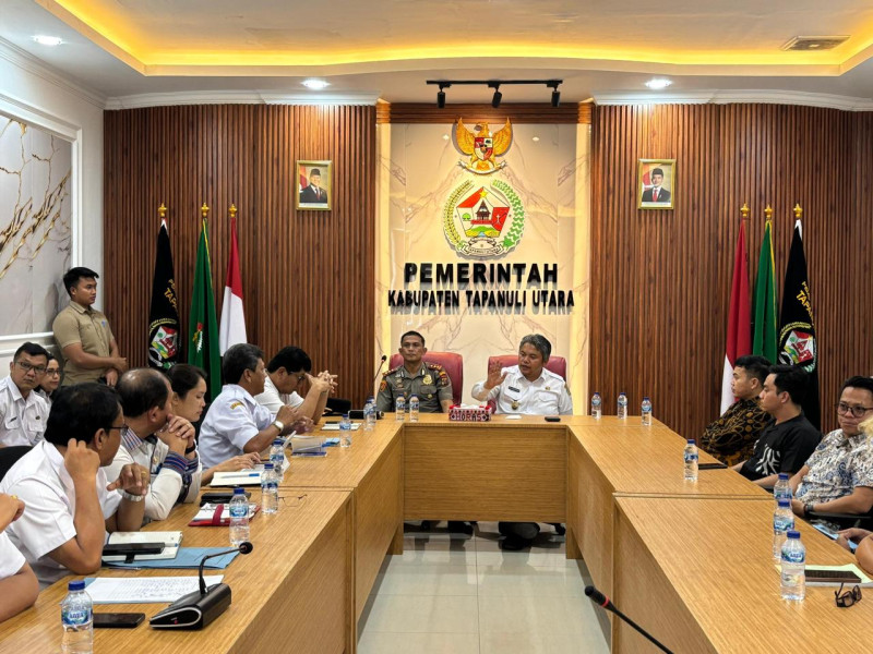 Wakil Bupati Taput Fasilitasi Mediasi Aksi Unjuk Rasa Supplier MPTSBP Terkait Pencairan Dana