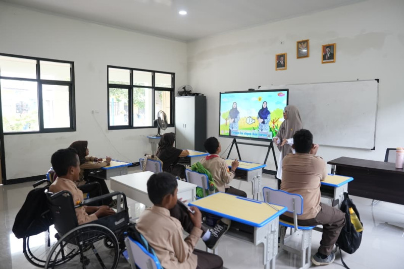 Revitalisasi SLBN Pahlawan Indramayu Tingkatkan Kehadiran dan Semangat Belajar Siswa