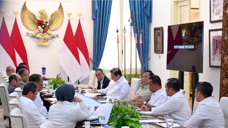 Presiden Prabowo Instruksikan Percepatan Pembangunan Kampung Nelayan Merah Putih