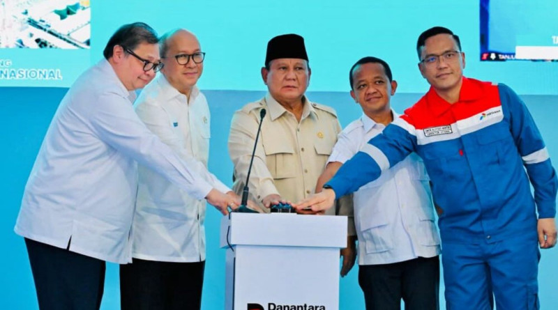 Prabowo Resmikan Groundbreaking Hilirisasi Tahap II di Cilacap, 13 Proyek Strategis Diluncurkan