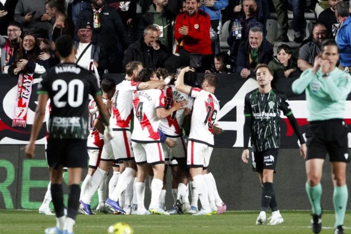 Rayo Vallecano Bungkam Elche 1-0 di Vallecas