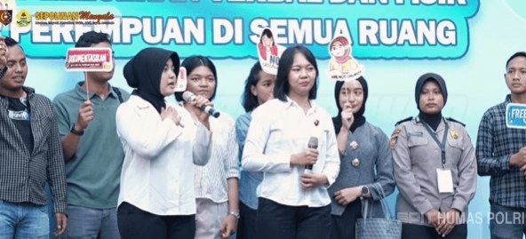Sepolwan Polri Edukasi Self Defence di CFD Bundaran HI
