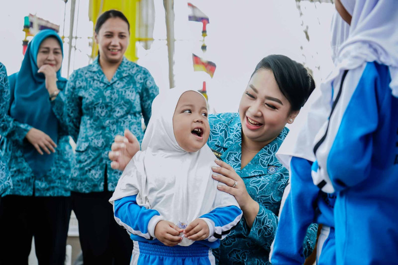 Siswa PAUD dan TK di Medan Antusias Kunjungi KRI Bima Suci di Belawan