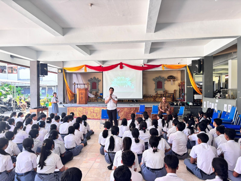 Densus 88 Gelar Roadshow &ldquo;Ratakan Bali Pro Max&rdquo; di 70 Sekolah, Tangkal Radikalisme Sejak Dini