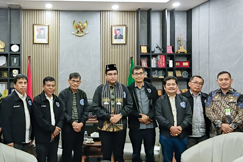 Wali Kota Medan Terima Audiensi DPP Pomparan Raja Silahisabungan, Tekankan Pelestarian Budaya