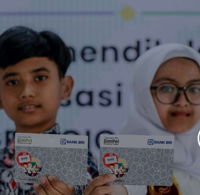 Dedi Mulyadi Serahkan Bantuan PIP di SLBN Cicendo, Pengawasan Dana Pendidikan Diperkuat