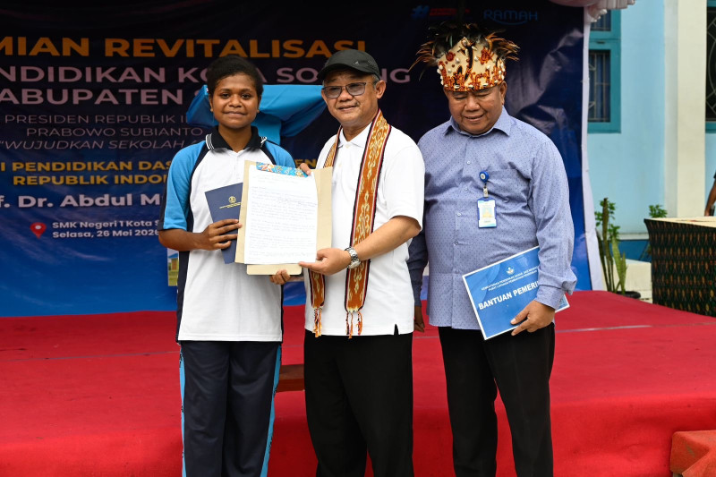 Murid SMK Negeri 1 Sorong Sampaikan Terima Kasih kepada Presiden atas Bantuan Pendidikan